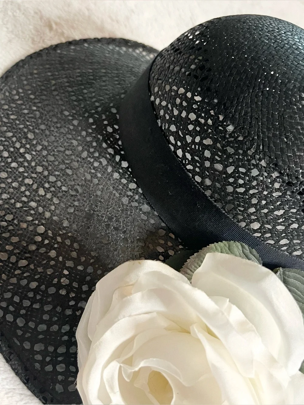 Vintage Oscar de la Renta Black Structured Straw Hat with White Rose Fascinator